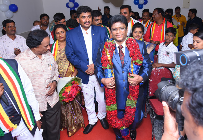 Bro Andrew Richard wonderfully celebrates his 57th Birthday amidst a large number of devotees and social organisations here on Tuesday 16th, 2018 in Bangalore with the myriad of wishes.